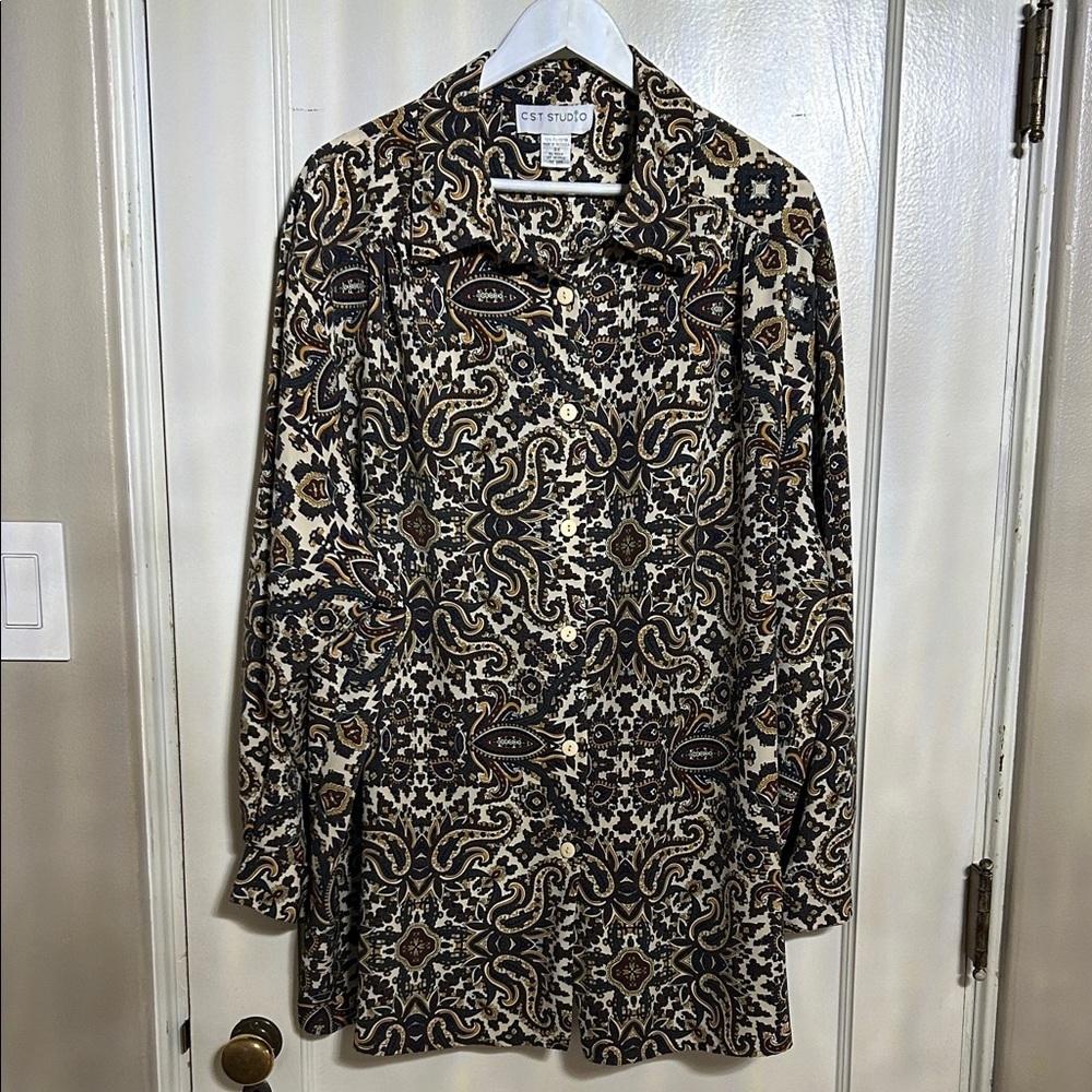 Women's Paisley Button Down Shirt - Black and Cream